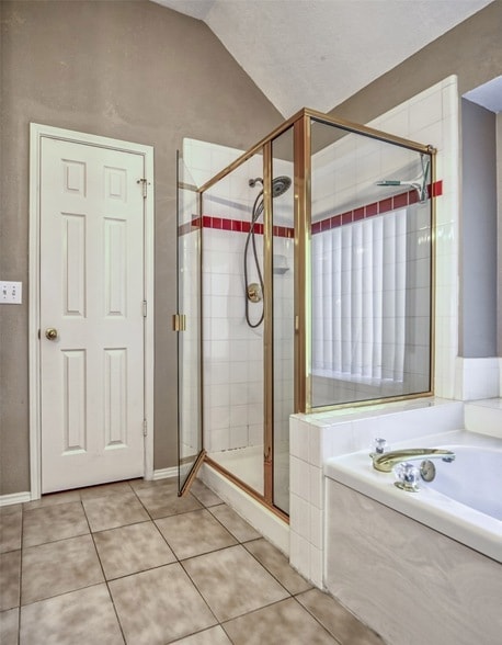 Building Photo - 3009 Ridge Hollow Dr