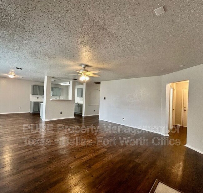 Building Photo - 2303 Bantry Ln