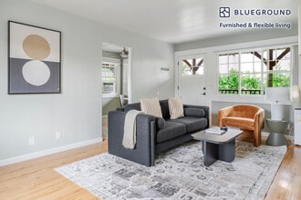 Building Photo - 317 Hawthorne Ave