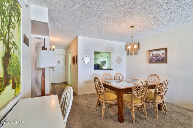 Building Photo - 2711 N Halifax Ave