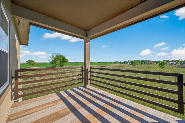 Building Photo - 2410 Engeling Rd