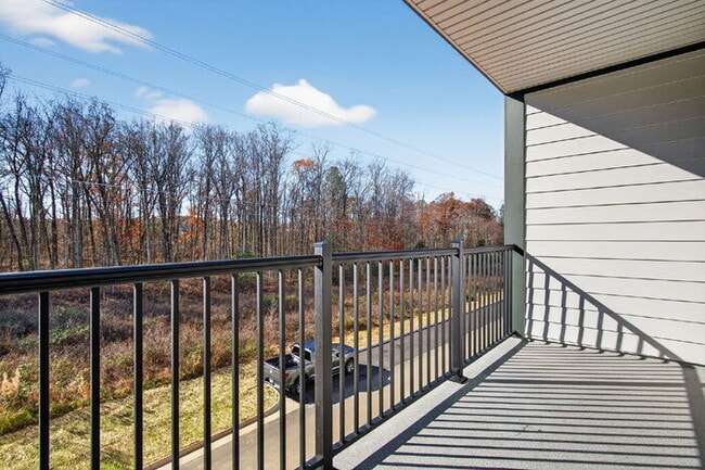 Building Photo - Brand New – 3 Bedroom Unit - Available NOW!