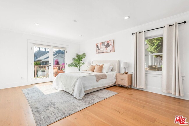 Building Photo - 1107 S St Andrews Pl