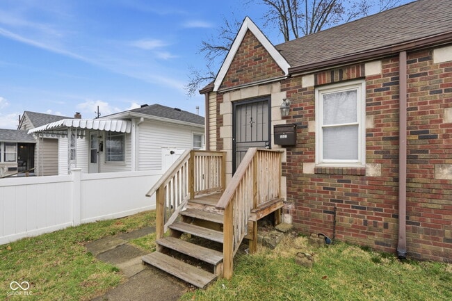 Building Photo - 1531 N Grant Ave