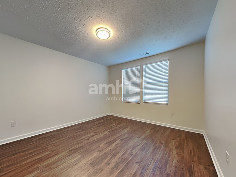 Building Photo - 4651 Megan Danielle Dr