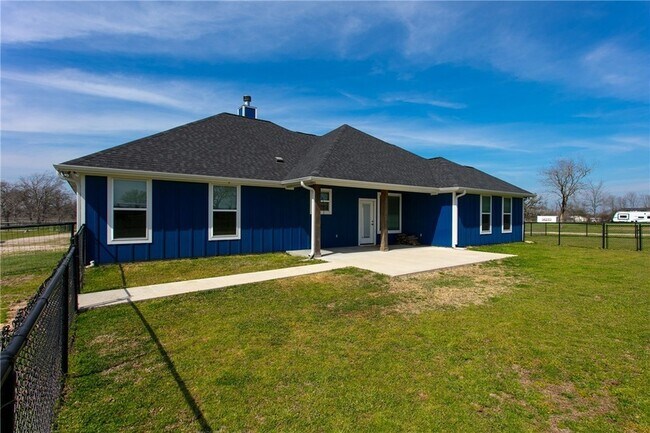 Building Photo - 12268 Cr 175