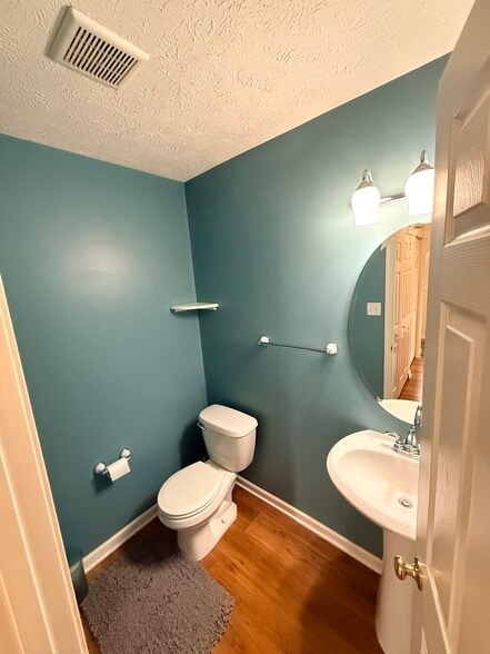 Building Photo - 2293 Flint Dr