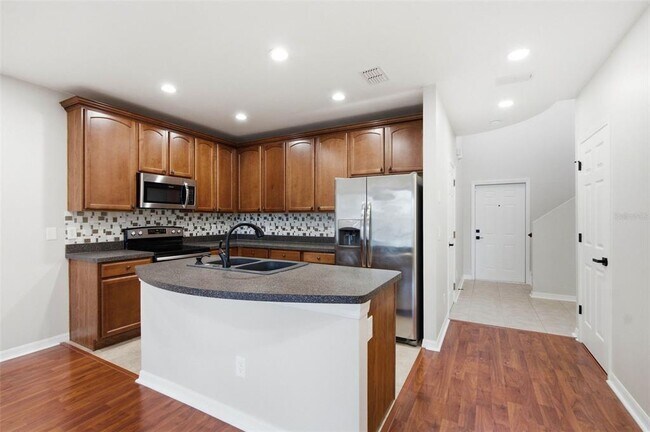 Building Photo - 30149 Goodwick Way