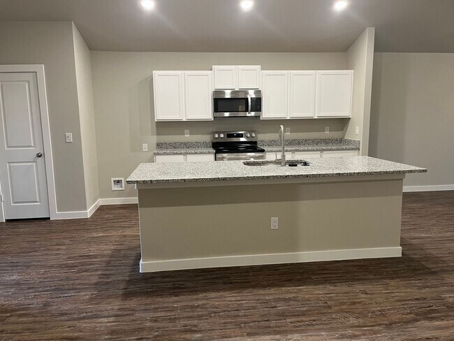 Building Photo - Available August 8th In Frenship ISD!