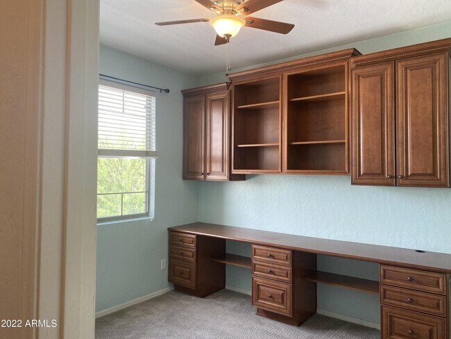 Building Photo - 5171 W Karen Dr