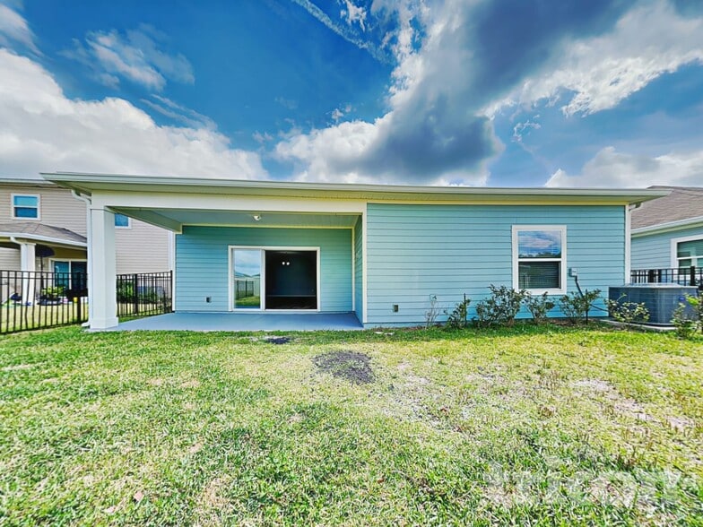 Building Photo - 154 Bloomfield Wy