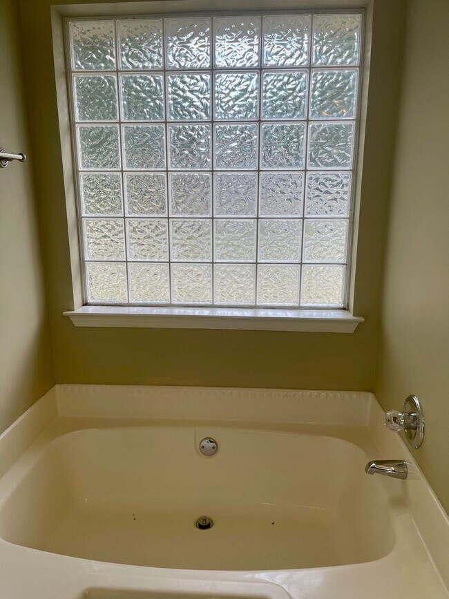 Building Photo - Nice 3BR/2BA Home in Hawks Nest - Convenient to NAS Whiting Field