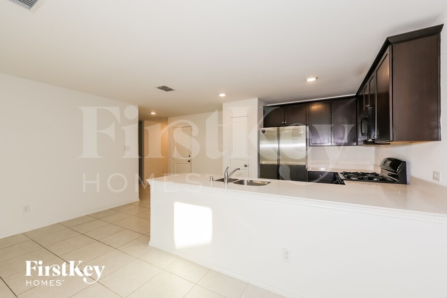 Building Photo - 14837 Firerock Rd