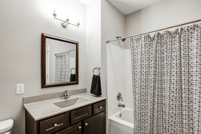 2nd Bathroom - 2633 Columbia Lakes Dr