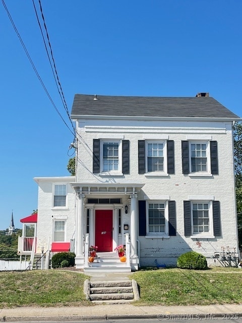 Primary Photo - 104 East Ave