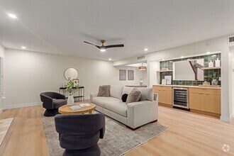 Building Photo - Charming 3-Bedroom Mid-Century Gem in the ...