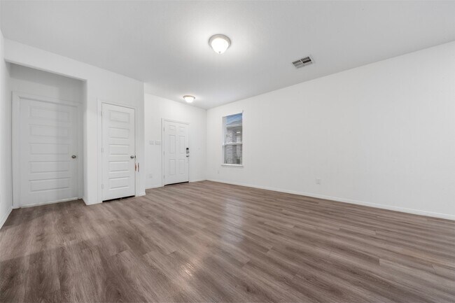 Building Photo - 16639 Spirit St