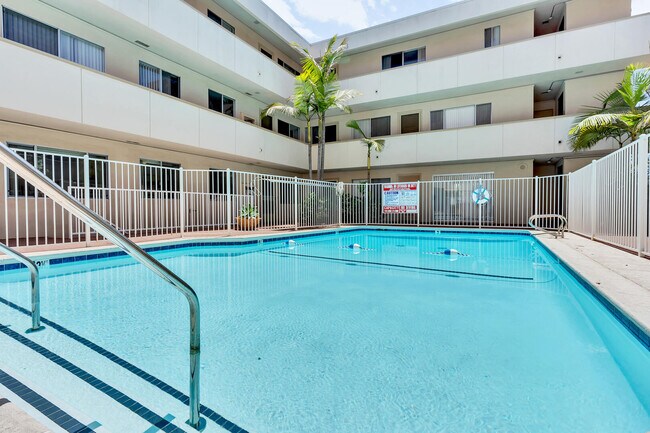 Building Photo - 5015 Cape May Ave