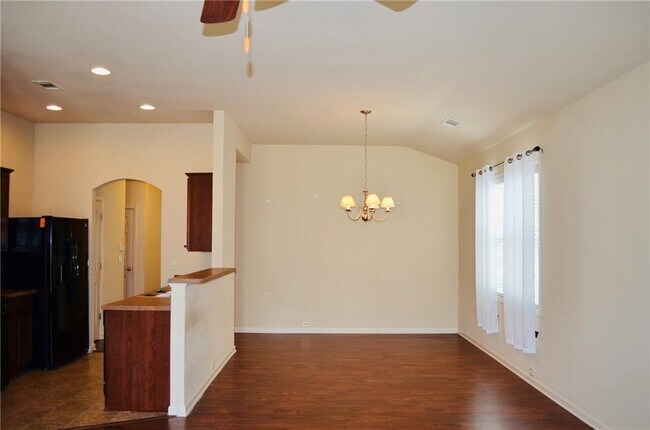 Building Photo - 7931 Bluefin Trail