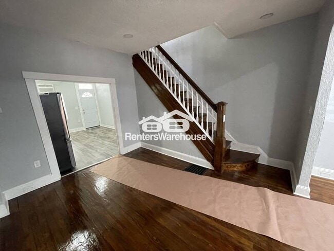 Building Photo - 2125 Cliftwood Ave
