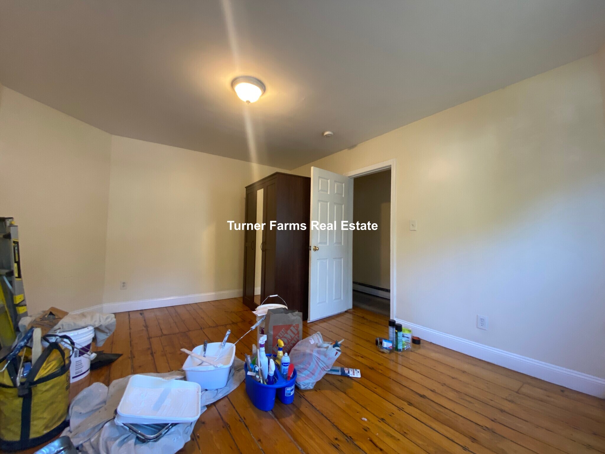Building Photo - 65 Pleasant St