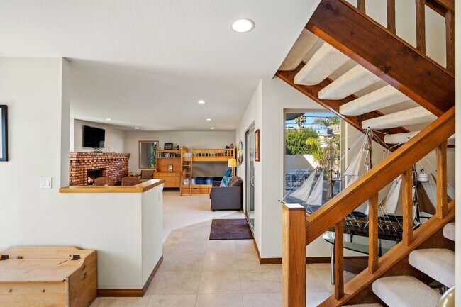 Building Photo - Mandalay Shores Beach| Home on Mandalay Be...