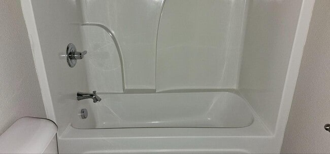 Building Photo - 4 Santiago Dr