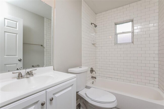 Building Photo - 6250 Kaieteur Ln