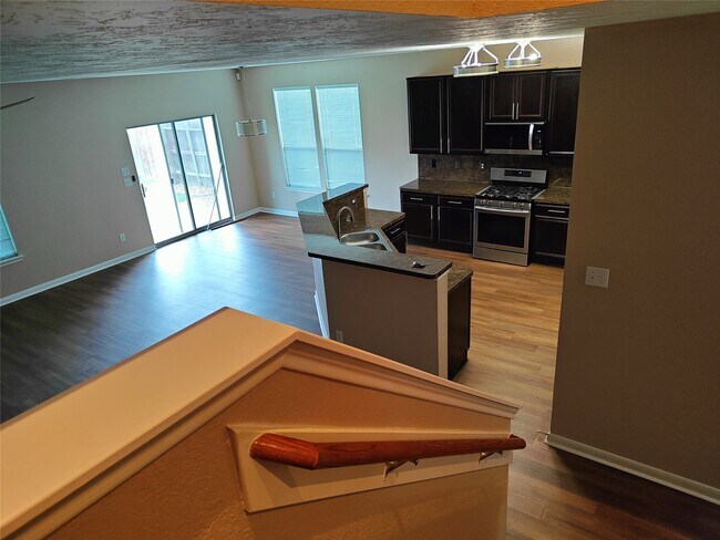 Building Photo - 7915 Moss Springs Ct