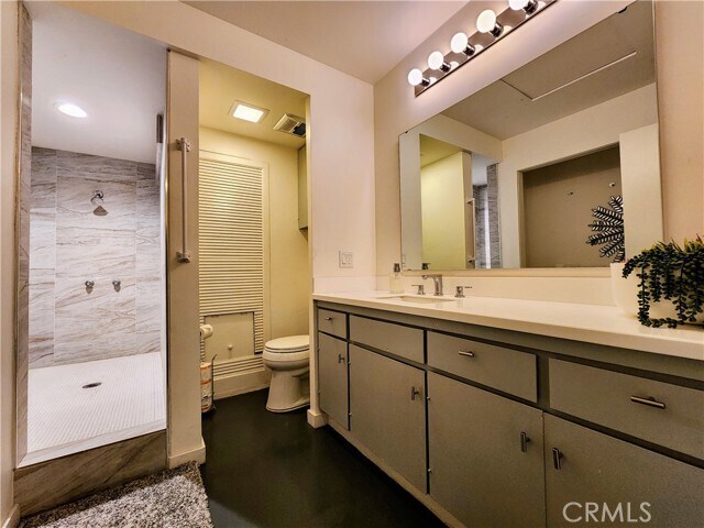 Building Photo - 2499 S Palm Canyon Dr