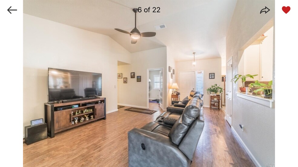 Building Photo - 2138 Lighthouse Dr
