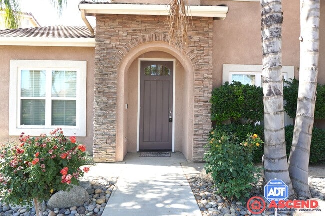 Building Photo - 2226 Via Tuscania Ave