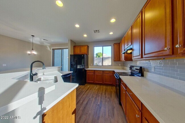 Building Photo - 2622 W Florentine Rd