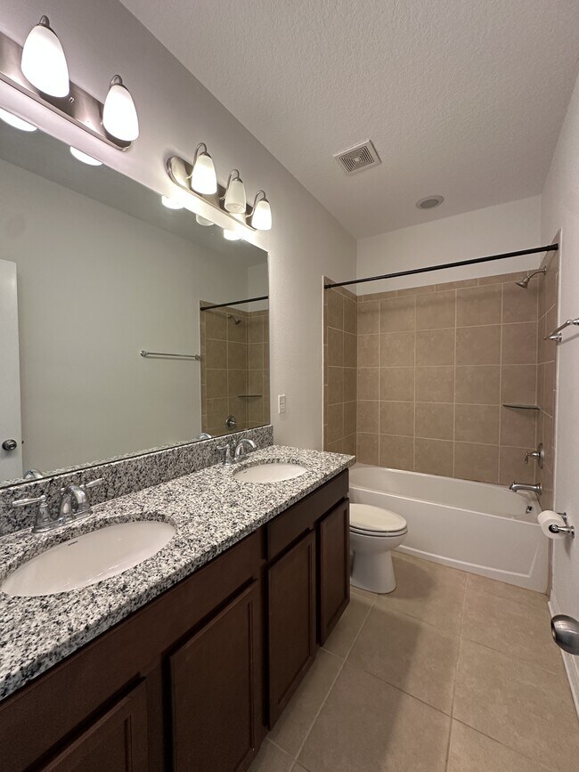 Building Photo - 6836 Trellis Vine Loop