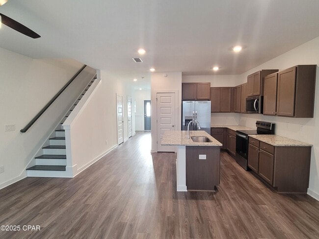 Building Photo - 5893 Tyndall Pkwy