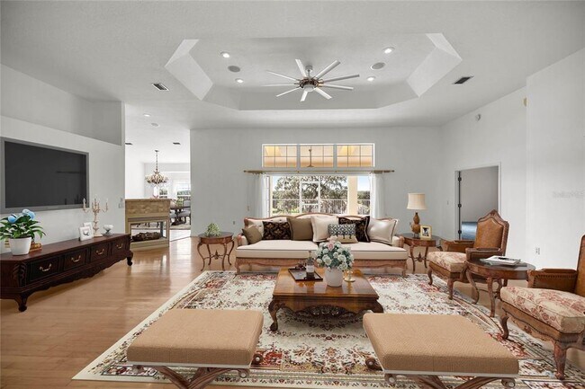 Building Photo - 482 W Fenway Dr