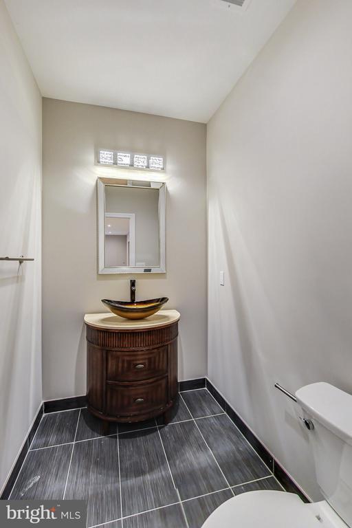 Building Photo - 3104 Sleepy Hollow Rd