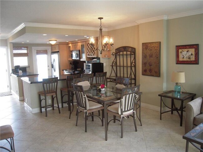 Building Photo - 750 N Ocean Blvd