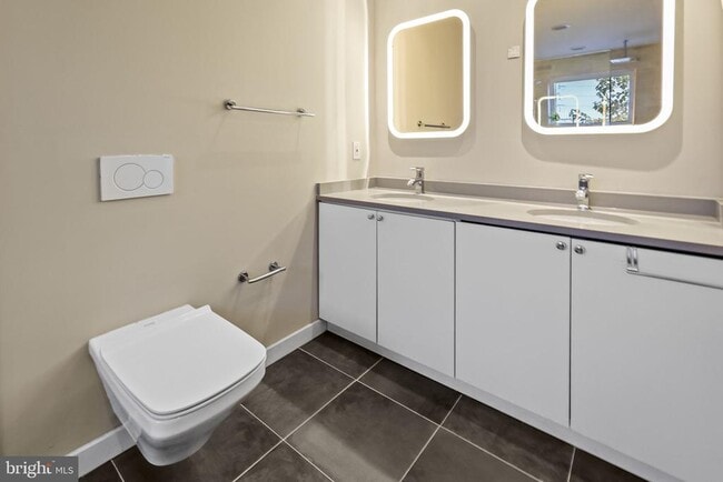 Building Photo - 2521 Manton St