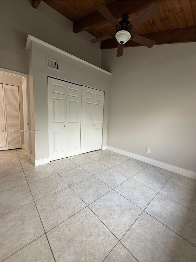 Building Photo - 2312 SW 81st Ave