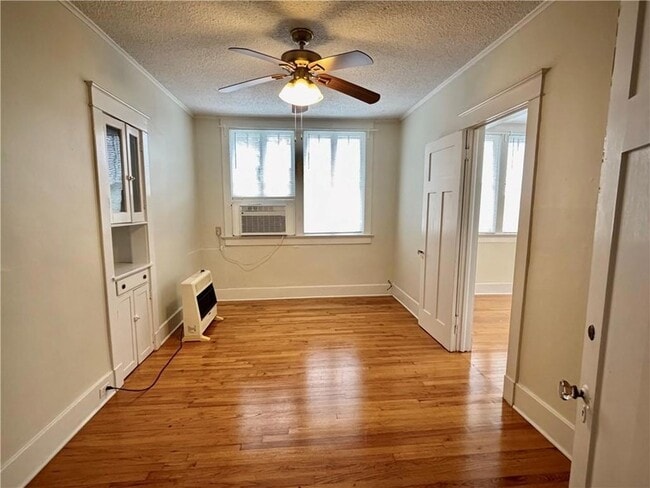 Building Photo - 7726 S Claiborne Ave