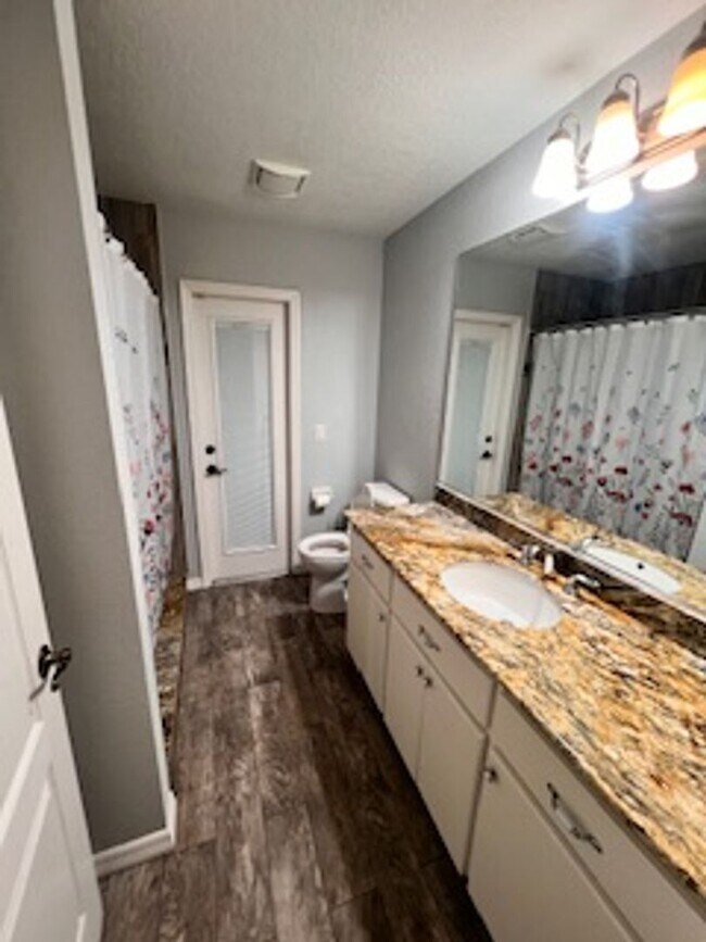 Building Photo - Annual DEEP CREEK Rental - 3/2/2