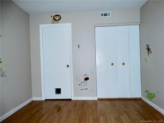 Building Photo - 155 Candlewood Dr