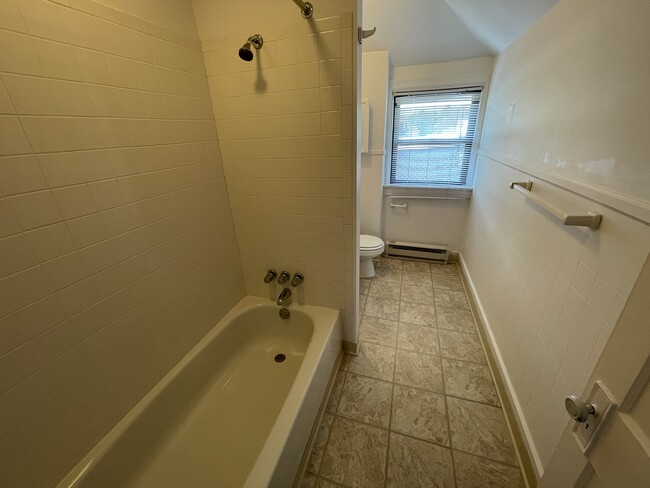 Bathroom - 129 N Homewood Ave