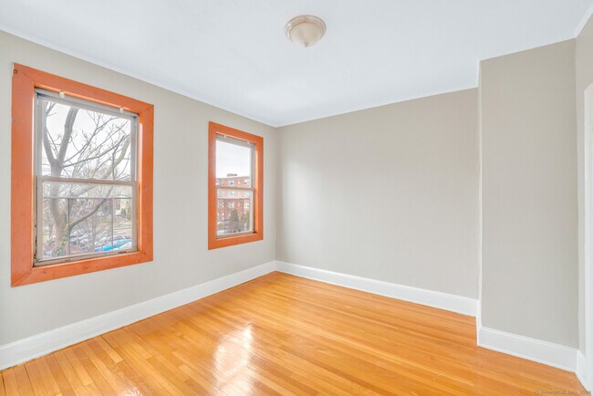 Building Photo - 35-39 Sumner St