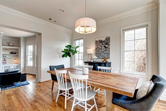 Building Photo - 1514 Summer St