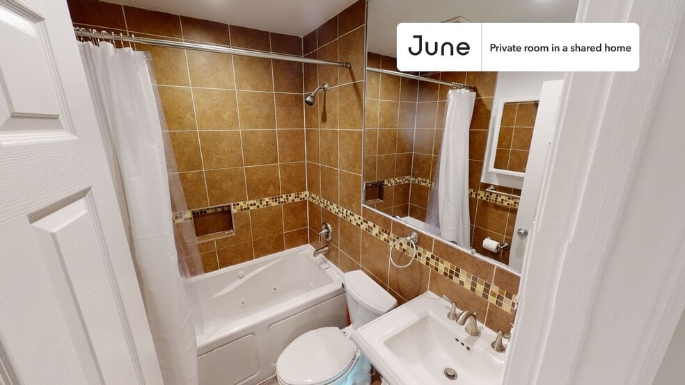 Building Photo - Room in Shared 3 bed/2.5 bath home in Trinidad