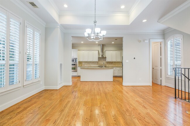 Building Photo - 2301 Park St