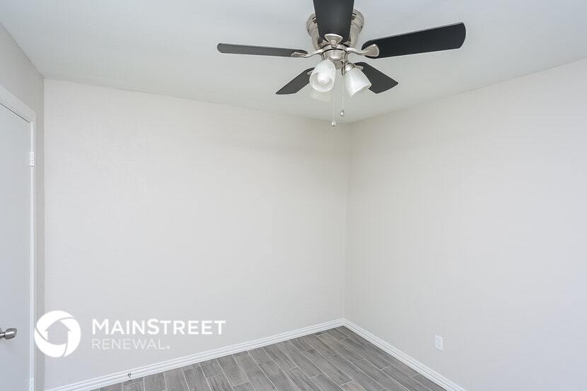 Building Photo - 7212 Blackthorn Dr