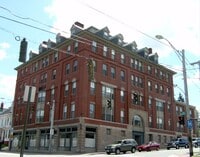 Building Photo - 79 Bramhall St